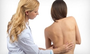 a escoliose como causa de dores nas costas